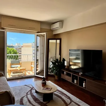 Moderne Au Centre De Juan Les Pins Апартаменти Антіб